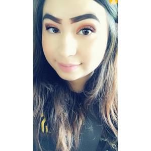 Meet your Posher, Dalia